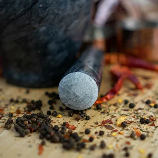 Ступка кухонная мраморная, черная, диаметр 10,5 см – photo 12